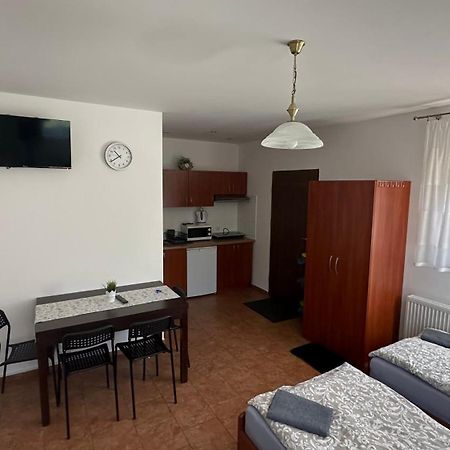 Appartement Adusiowka à Stronie Śląskie Extérieur photo